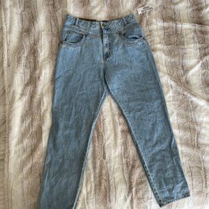 BDG URBAN OUTFITTERS